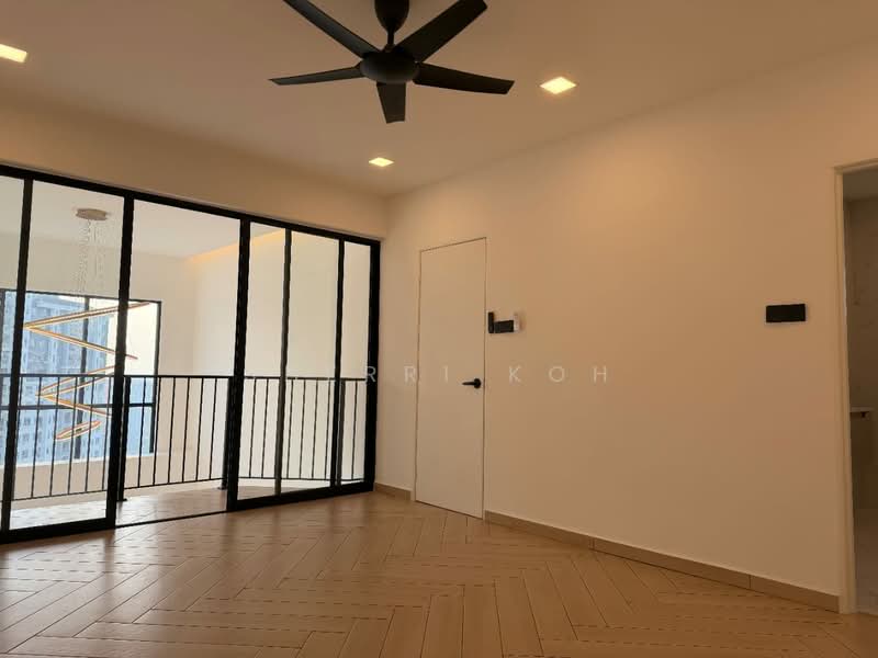 Condominium for Sale at D'aman Crimson - Sherri Koh - Balcony - PropertyGuru.com.my