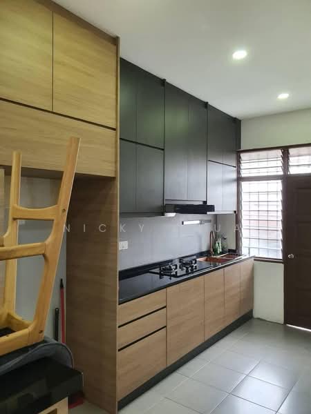 Taman Arowana Seremban 2 Biggest Corner Single Storey Lot For Sale untuk Untuk Dijual - RM 450,000, Apr 2026 - PropertyGuru.com.my