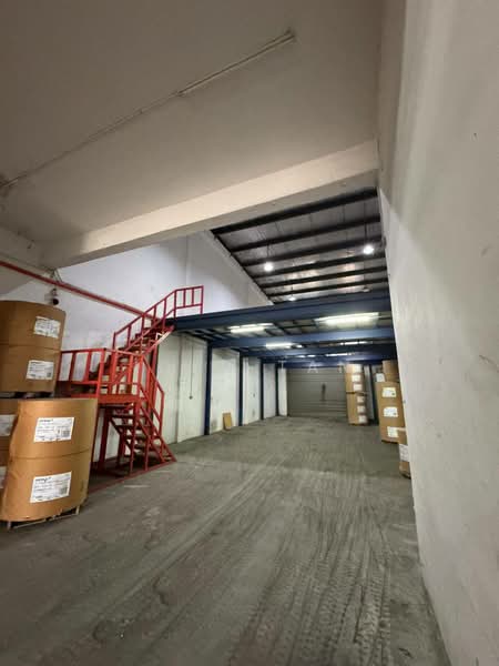 Terrace Factory for Rent in Taman Mount Austin (Tebrau) - Iden Tan - Interior - PropertyGuru.com.my