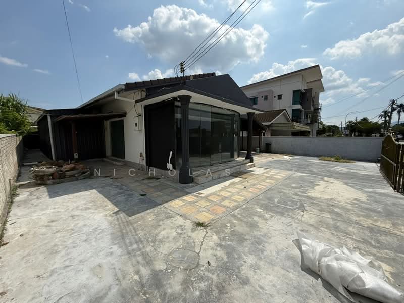 Rumah Banglo untuk Disewa di Taman Canning (Ipoh) - Nicholas Lee - Exterior - PropertyGuru.com.my