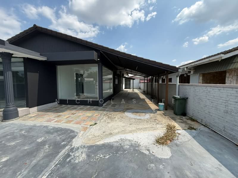 Rumah Banglo untuk Disewa di Taman Canning (Ipoh) - Nicholas Lee - Exterior - PropertyGuru.com.my