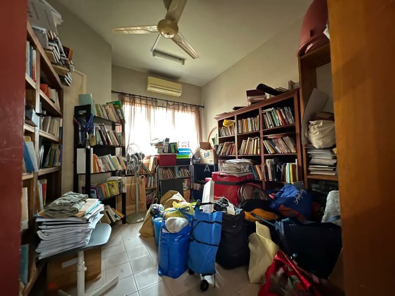 2-storey Terraced House for Sale in Seksyen 5 (Kota Damansara) - Zaty Jasmin - Study - PropertyGuru.com.my