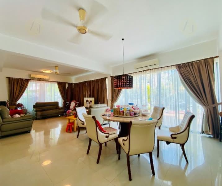 2-storey Terraced House for Sale in Sering Ukay (Ampang) - Izzah Alias - Living Room - PropertyGuru.com.my