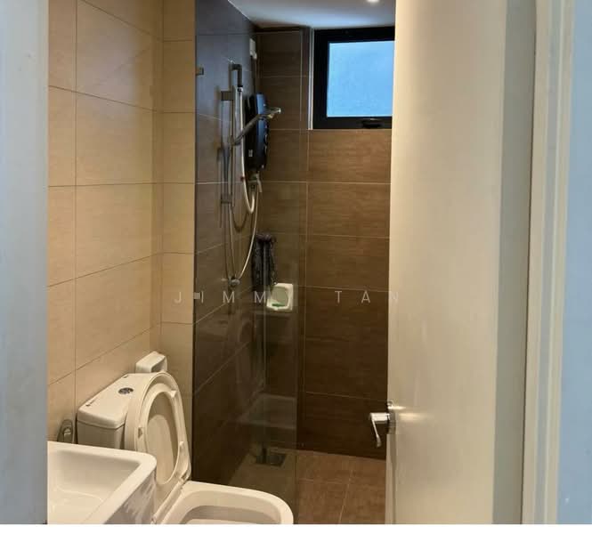 Servis Apartment untuk Dijual di Ashino @ Gravit8 - Jimmy Tan - Bathroom - PropertyGuru.com.my