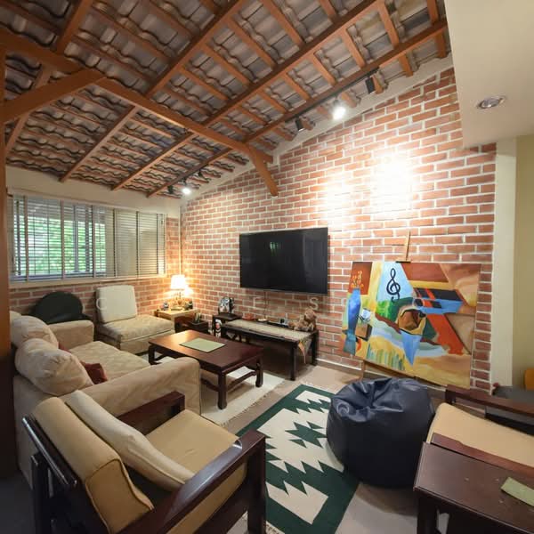 Bukit OUG Townhouse untuk Untuk Dijual - RM 1,000,000, Apr 2026 - Living Room - PropertyGuru.com.my