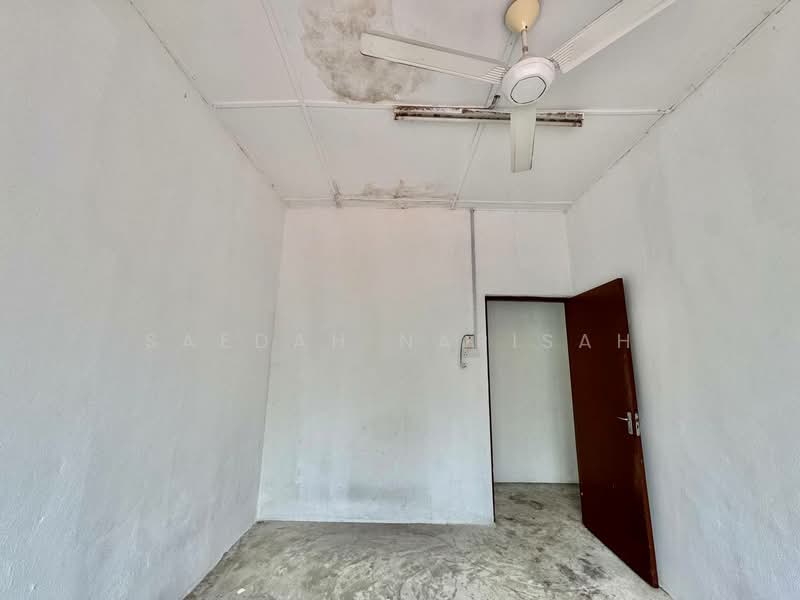 Rumah Teres 2 Tingkat untuk Dijual di Taman Muhibbah (Kluang) - Saedah Napisah - Interior - PropertyGuru.com.my
