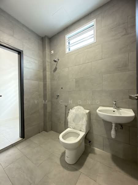 Terraced House for Rent in Bukit Beruang (Bukit Baru) - YM Chong - Bathroom - PropertyGuru.com.my
