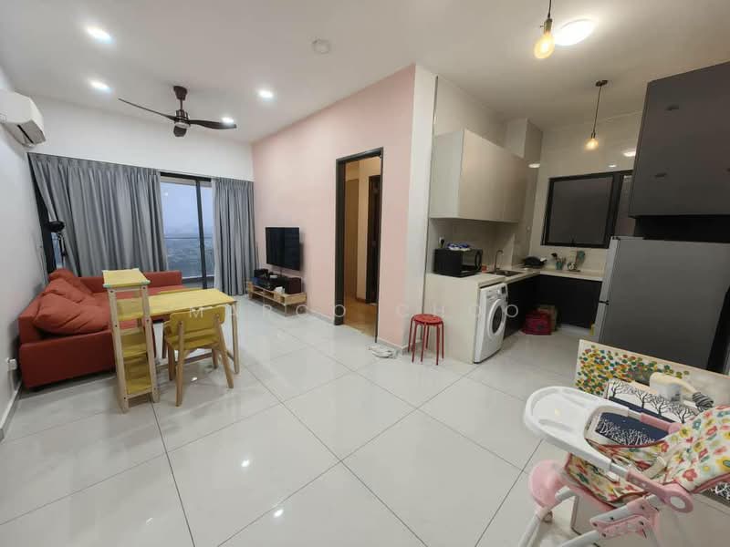 Condominium for Rent at Lovell @ Country Garden Danga Bay - Marco Choo - Living Room - PropertyGuru.com.my