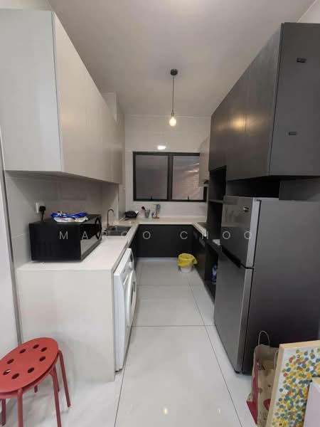Condominium for Rent at Lovell @ Country Garden Danga Bay - Marco Choo - Kitchen - PropertyGuru.com.my