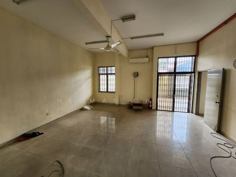 Taman Tan Sri Yaacob Semi-D Factory For Rent (Light Industry) - 4