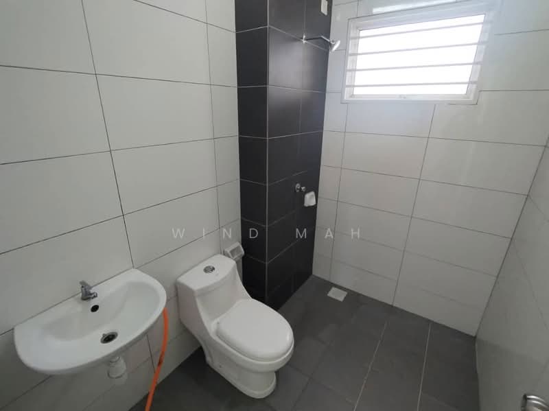Terraced House for Sale in Semenyih (Selangor) - Wind Mah - Bathroom - PropertyGuru.com.my