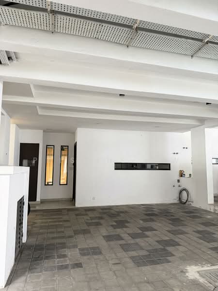 3-storey Terraced House for Rent in Seri Kembangan (Selangor) - Pristine Low - Entrance - PropertyGuru.com.my