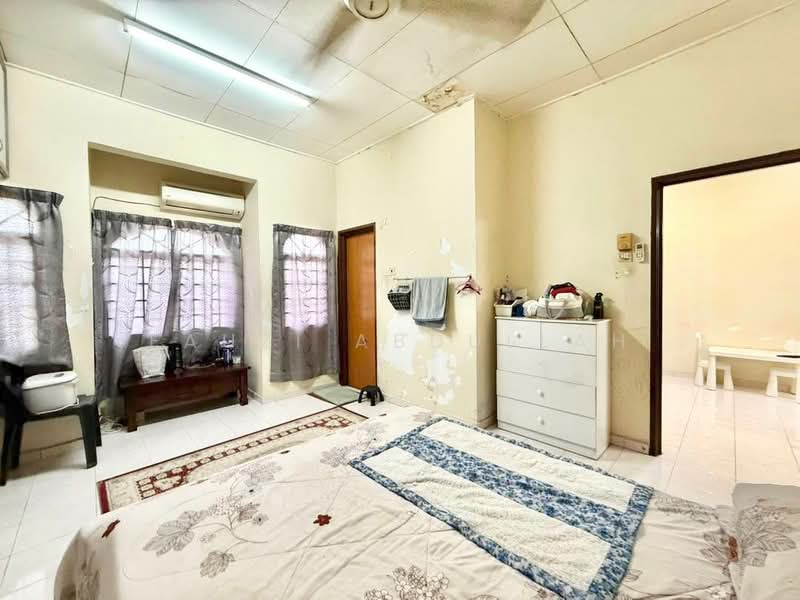 Rumah Teres untuk Dijual di Seksyen 7 (Shah Alam) - Fauzi Abdullah - Bedroom - PropertyGuru.com.my