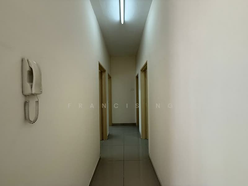 Servis Apartment untuk Disewa di OUG Parklane - Francis Ng - Corridor - PropertyGuru.com.my
