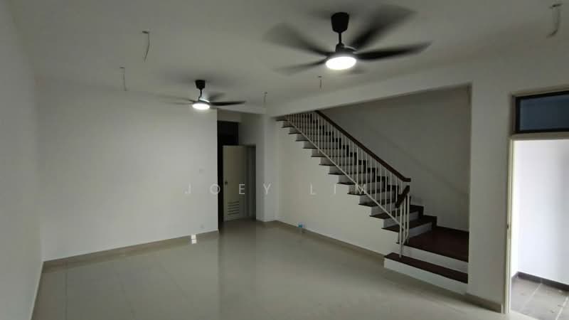 2-storey Terraced House for Rent in Semenyih (Selangor) - Joey Lim - Living Room - PropertyGuru.com.my