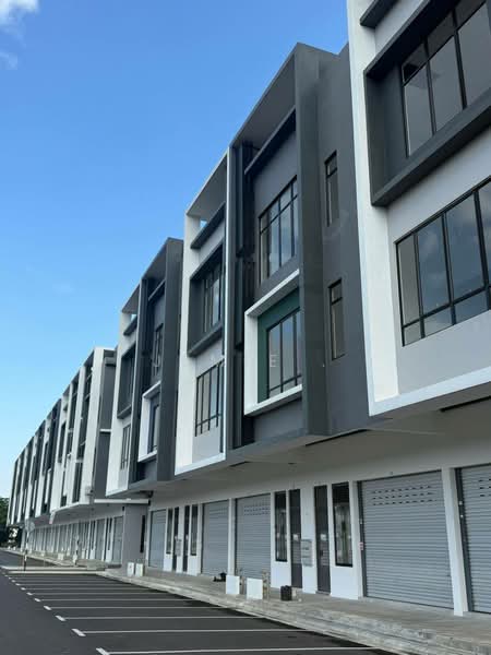 Shop for Sale in Austin Crest (Johor Bahru) - Jemie . - Exterior - PropertyGuru.com.my