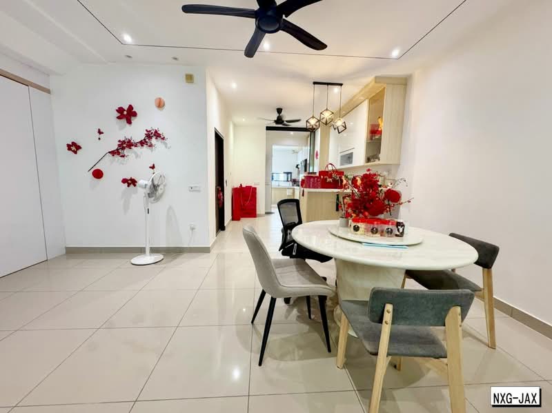 2-storey Terraced House for Sale in Bandar Bukit Raja (Klang) - Reilynn Tue - Living Room - PropertyGuru.com.my