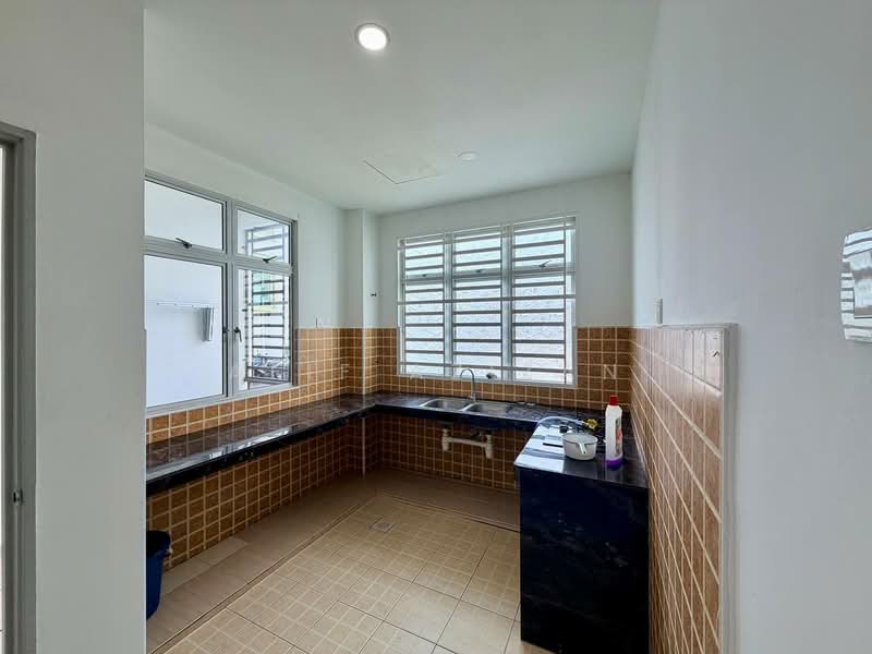 Apartment for Sale at Bukit Citra Residensi - Afif Azizan - Kitchen - PropertyGuru.com.my