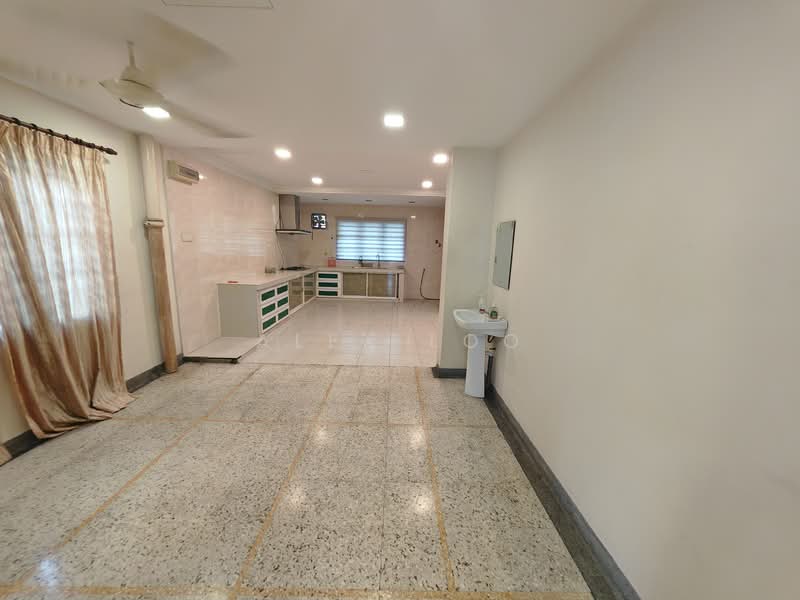 2-storey Terraced House for Sale in Taman Kepong (Kepong) - Alex Loo - Kitchen - PropertyGuru.com.my