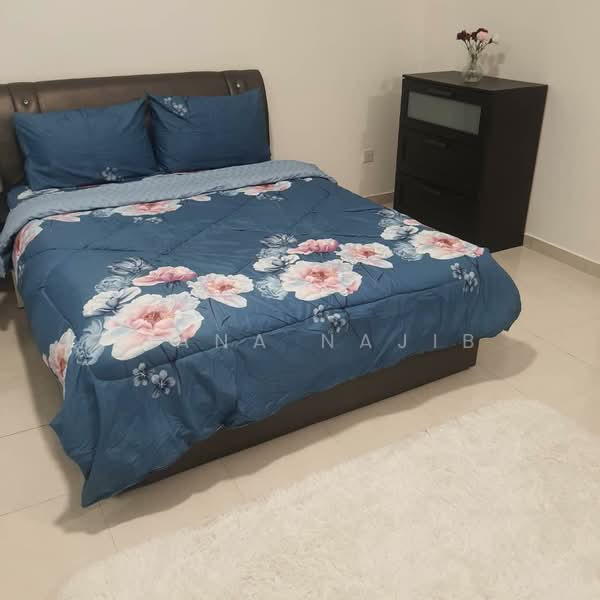 2-storey Terraced House for Rent in Kuala Selangor (Selangor) - Ziana Najib - Bedroom laman haris - PropertyGuru.com.my