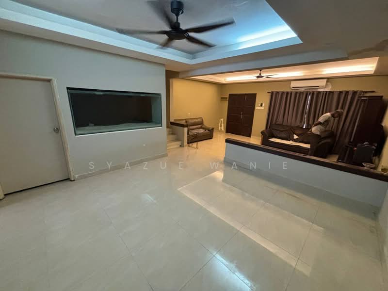 2-storey Terraced House for Sale in Prima Saujana (Kajang) - Syazue Wanie Wanie - Living Room - PropertyGuru.com.my