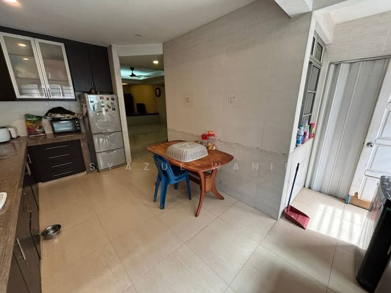 2-storey Terraced House for Sale in Prima Saujana (Kajang) - Syazue Wanie Wanie - Kitchen - PropertyGuru.com.my
