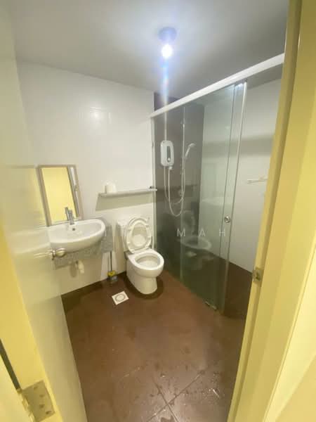 Servis Apartment untuk Dijual di Pacific Place - Wind Mah - Bathroom - PropertyGuru.com.my