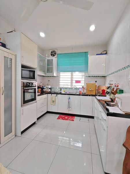 2-storey Terraced House for Sale in Setia Indah (Setia Alam) - Daniel Kok - Kitchen - PropertyGuru.com.my