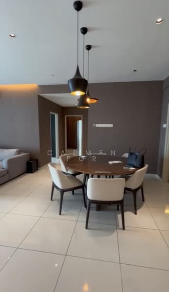 Kondominium untuk Disewa di The Latitude Condominium - Carmen Por - Dining Room - PropertyGuru.com.my