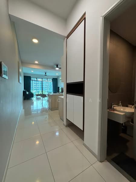 Kondominium untuk Disewa di The Light Collection III - Joyce Tan - Corridor - PropertyGuru.com.my