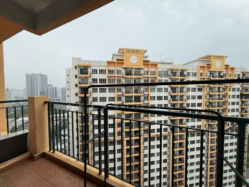 Servis Apartment untuk Disewa di OUG Parklane - Francis Ng - Balcony - PropertyGuru.com.my