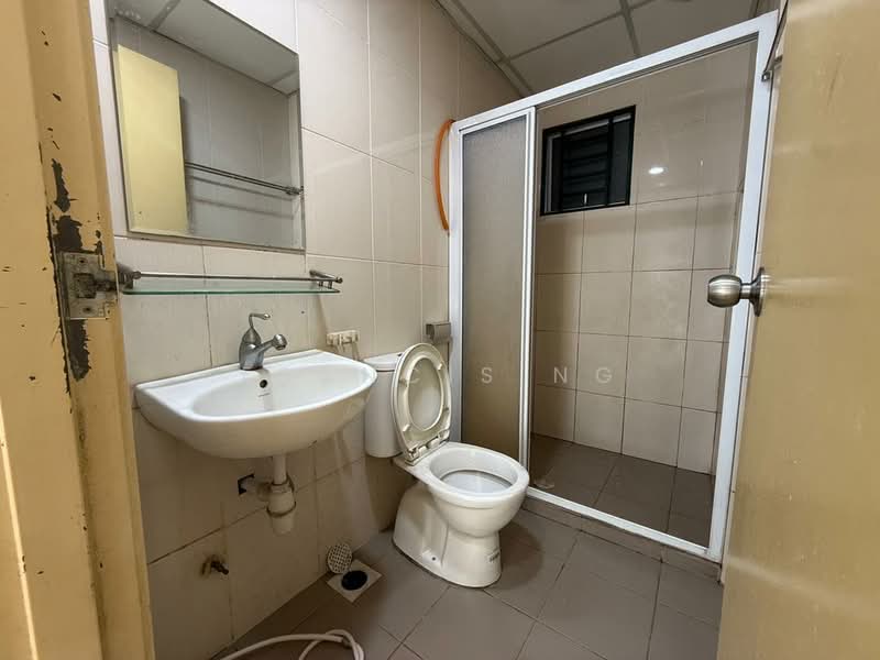 Service Residence for Rent at OUG Parklane - Francis Ng - Bathroom - PropertyGuru.com.my