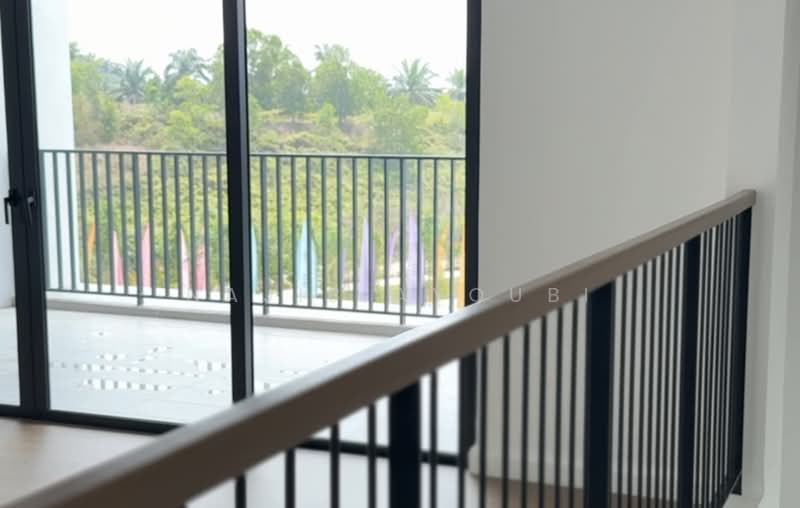 Rumah Teres 3 Tingkat untuk Dijual di Seksyen U15 (Shah Alam) - Najib Ayoubi - Balcony - PropertyGuru.com.my