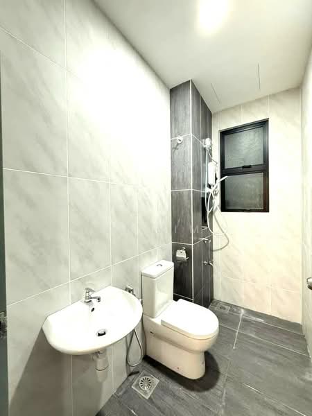 2-storey Terraced House for Rent in Permas Jaya (Johor Bahru) - JJ Lim - Bathroom - PropertyGuru.com.my