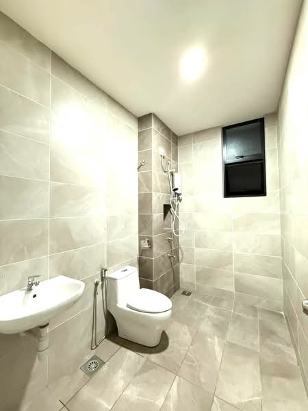 2-storey Terraced House for Rent in Permas Jaya (Johor Bahru) - JJ Lim - Bathroom - PropertyGuru.com.my