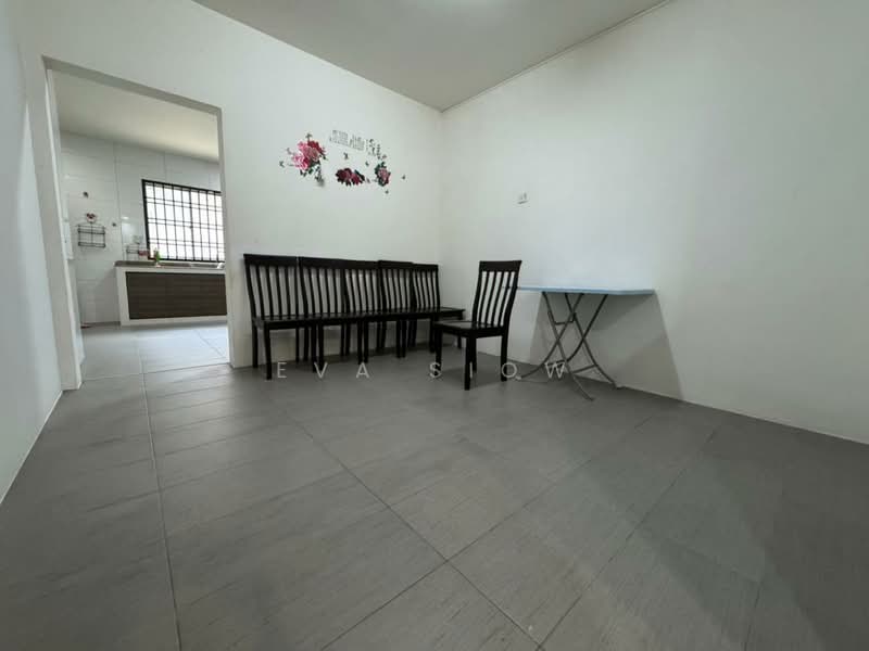 Rumah Teres 2 Tingkat untuk Disewa di Taman Nusa Jaya Mas (Iskandar Puteri (Nusajaya)) - Eva Siow - Living Room - PropertyGuru.com.my