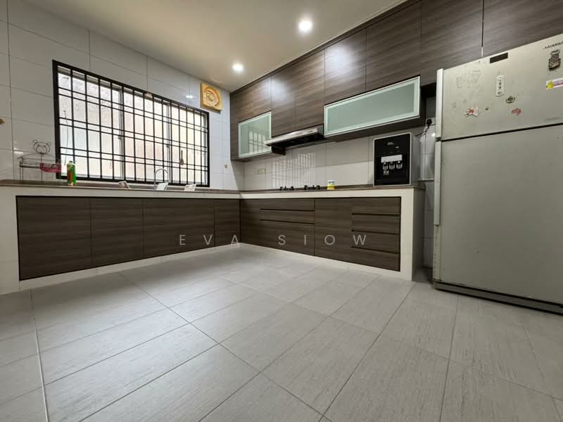 Rumah Teres 2 Tingkat untuk Disewa di Taman Nusa Jaya Mas (Iskandar Puteri (Nusajaya)) - Eva Siow - Kitchen - PropertyGuru.com.my