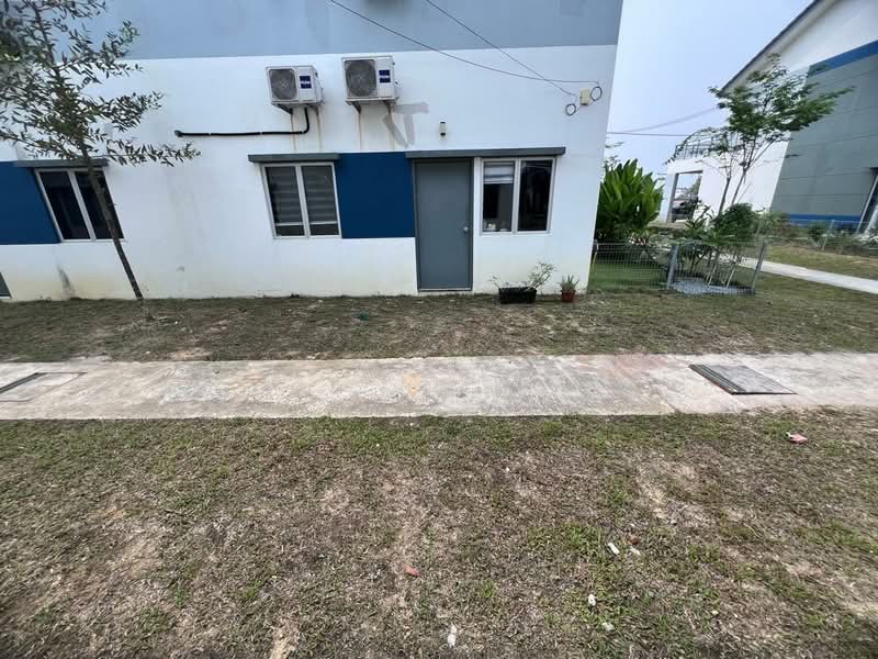 Rumah Bandar untuk Dijual di Dengkil (Selangor) - Firuz Rahmad - Exterior - PropertyGuru.com.my