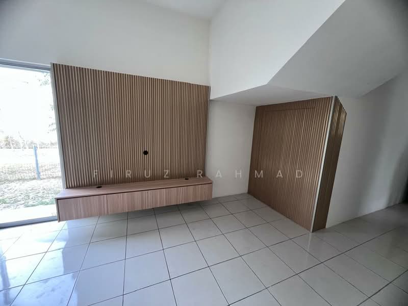 Rumah Bandar untuk Dijual di Dengkil (Selangor) - Firuz Rahmad - Living Room - PropertyGuru.com.my