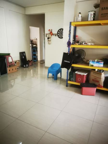 Rumah Flat untuk Disewa di TAMAN BAYU PUTERI - Steven Ngoi - Living Room - PropertyGuru.com.my