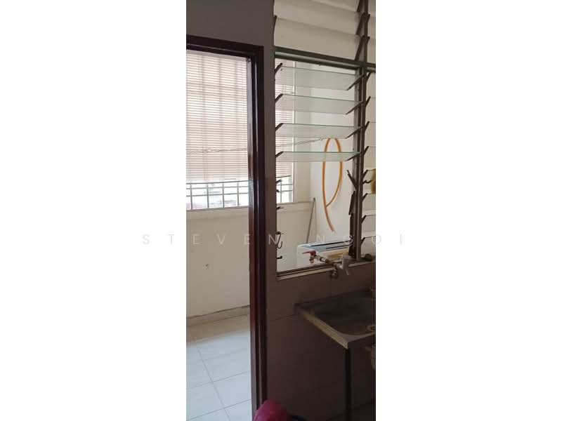 Rumah Flat untuk Disewa di TAMAN BAYU PUTERI - Steven Ngoi - Balcony - PropertyGuru.com.my