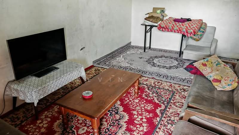 1-storey Terraced House for Sale in Batu Pahat (Johor) - Kevin Ho - Living Room - PropertyGuru.com.my