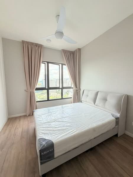 Servis Apartment untuk Disewa di Sunway Belfield - Rony Yeo - Bedroom - PropertyGuru.com.my