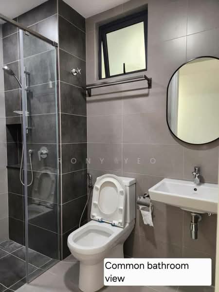Servis Apartment untuk Disewa di Sunway Belfield - Rony Yeo - Bathroom - PropertyGuru.com.my