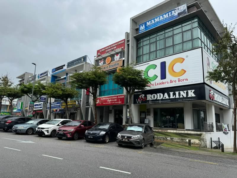 Shop for Sale in Sungai Buloh (Selangor) - Lee Yi Wei - Exterior - PropertyGuru.com.my
