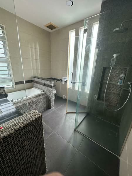Bungalow for Rent in Jalan Klang Lama (Old Klang Road) (Kuala Lumpur) - David Lao - Bathroom - PropertyGuru.com.my