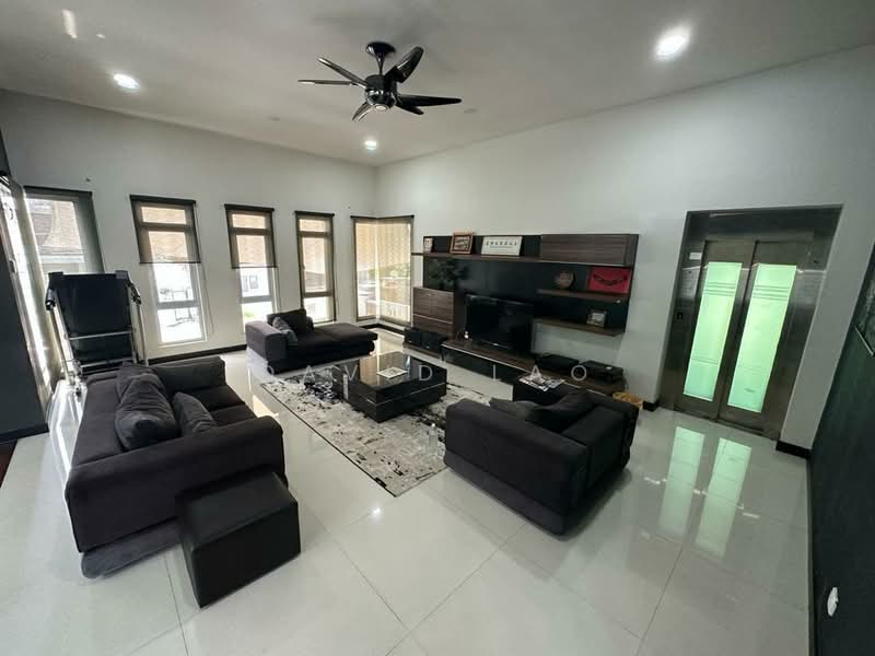 Bungalow for Rent in Jalan Klang Lama (Old Klang Road) (Kuala Lumpur) - David Lao - Living Room - PropertyGuru.com.my