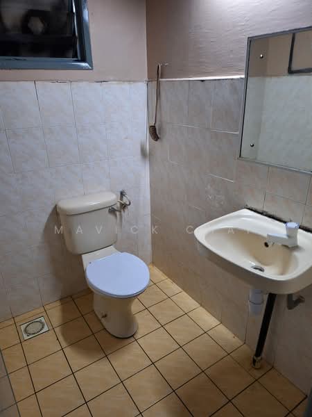 Pangsapuri untuk Disewa di Vista Pinggiran Apartment - Mavick Chai - Bathroom - PropertyGuru.com.my