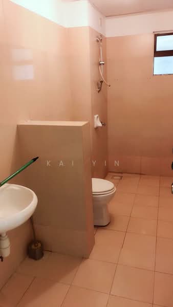 Rivercity Condominium untuk Untuk Dijual - RM 550,000, Apr 2026 - Bathroom - PropertyGuru.com.my