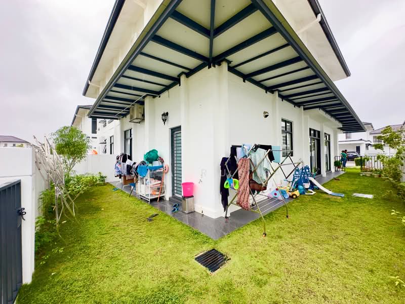 Rumah Berkembar untuk Dijual di Kuala Selangor (Selangor) - Tasya Ruslan - Exterior - PropertyGuru.com.my